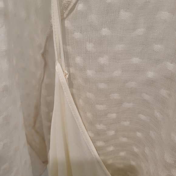 H&M ivory maxi dress - Picture 3 of 4